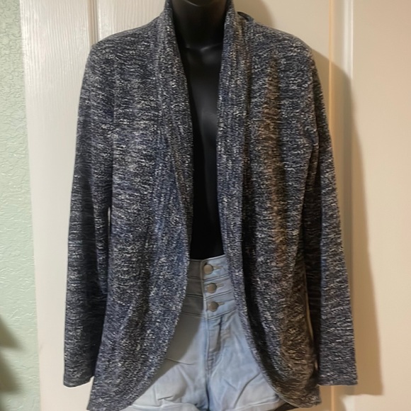 Sweater - Picture 1 of 2